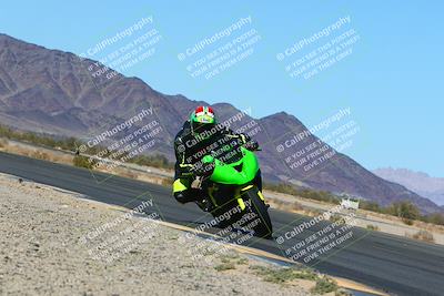 media/Mar-12-2022-SoCal Trackdays (Sat) [[152081554b]]/Turn 14 Inside (155pm)/